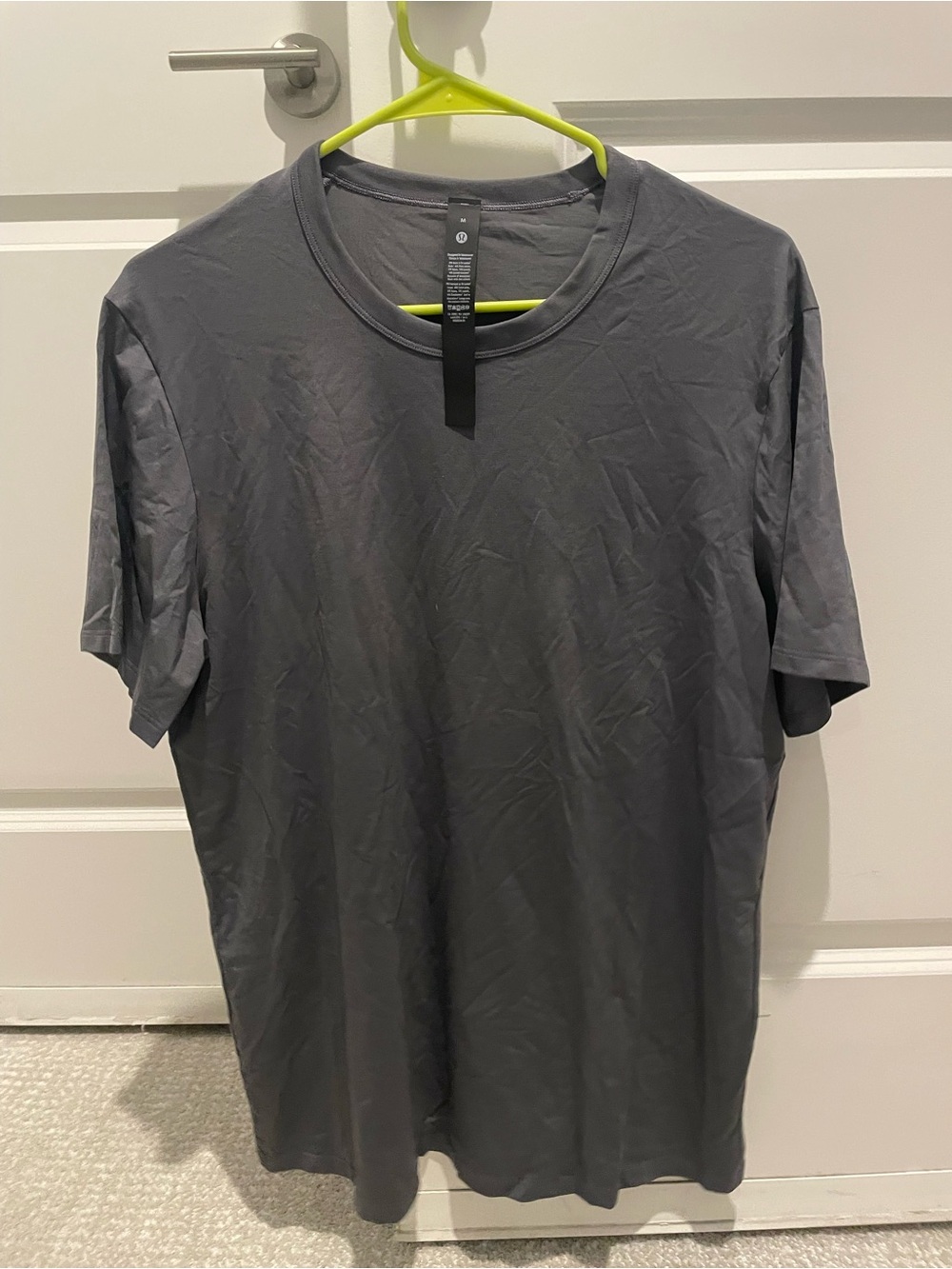 lululemon NEW Men's Charcoal Short Sleeve Crew Tee